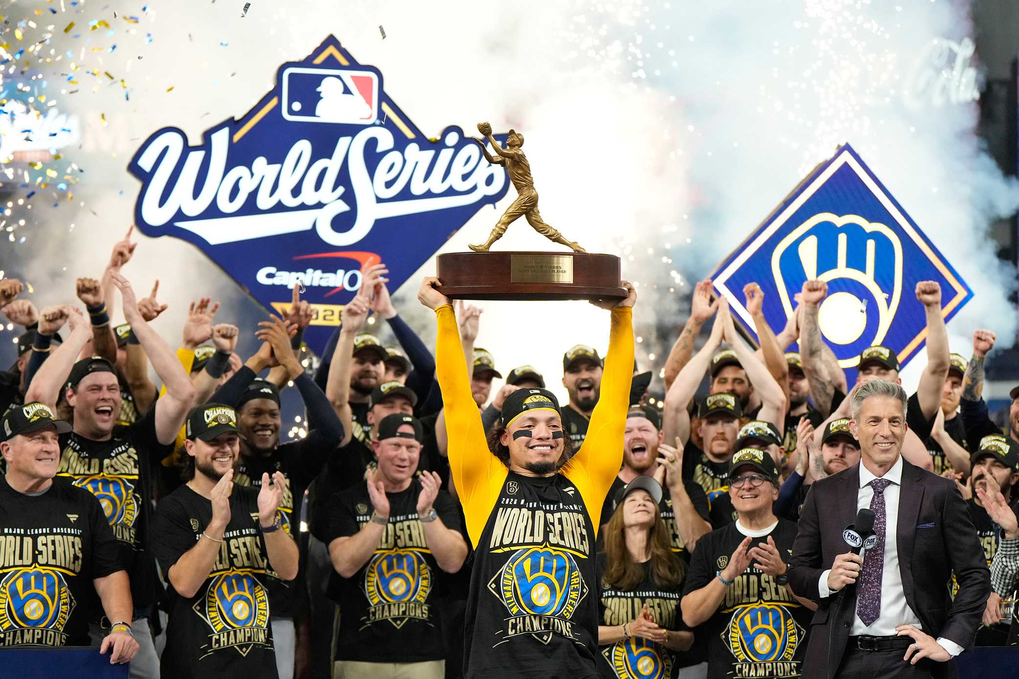 Brewers revel in their first World Series win with Milwaukee parade — Loveland Community news